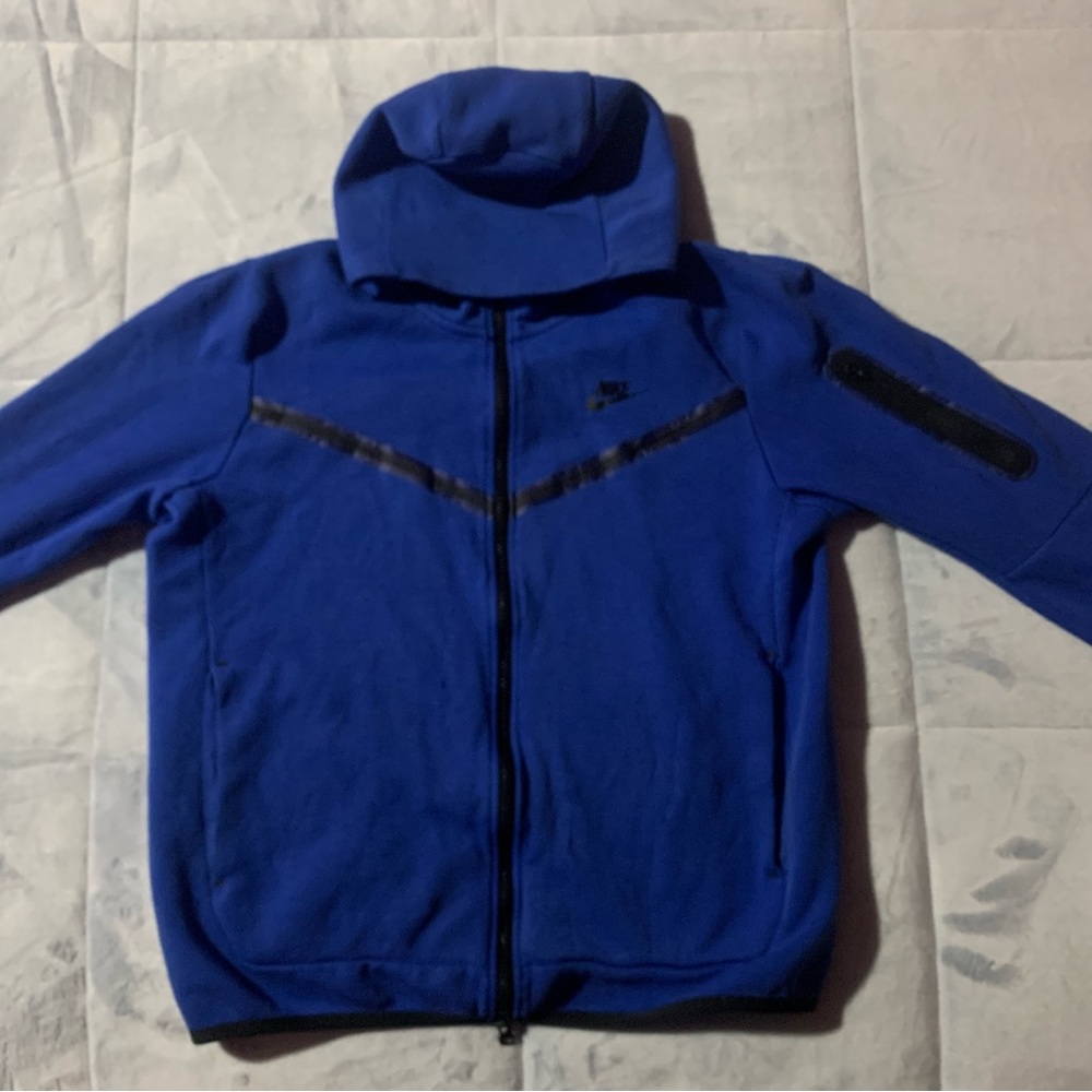 Mens Blue Nike Tech Used (Medium)